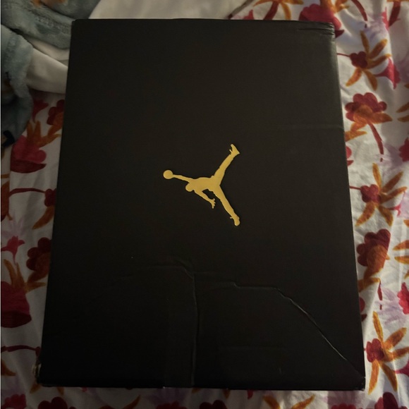 Air Jordan 1 Mid SE (GS) “French Blue” - Picture 6 of 7